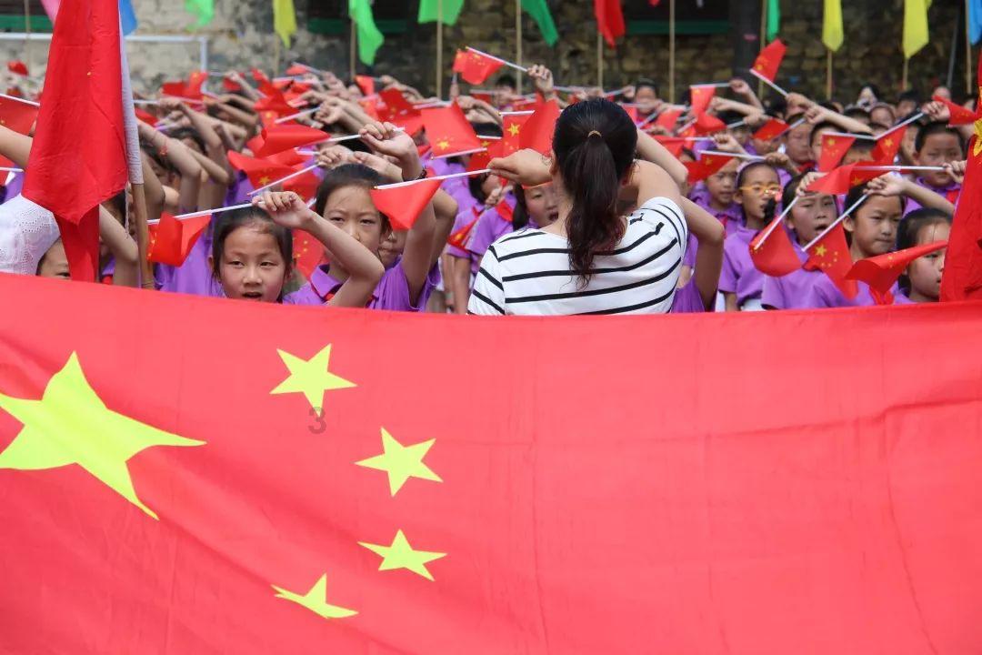 手表玻璃上有电焊渣怎么办游戏画面